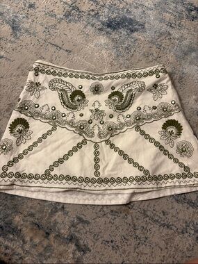 Zara Cream Mini Skirt with Olive Embroidery